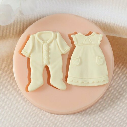 Молд силикон "Детская одежда" 4,1х3х0,3 4,5х3,7х0,3 см