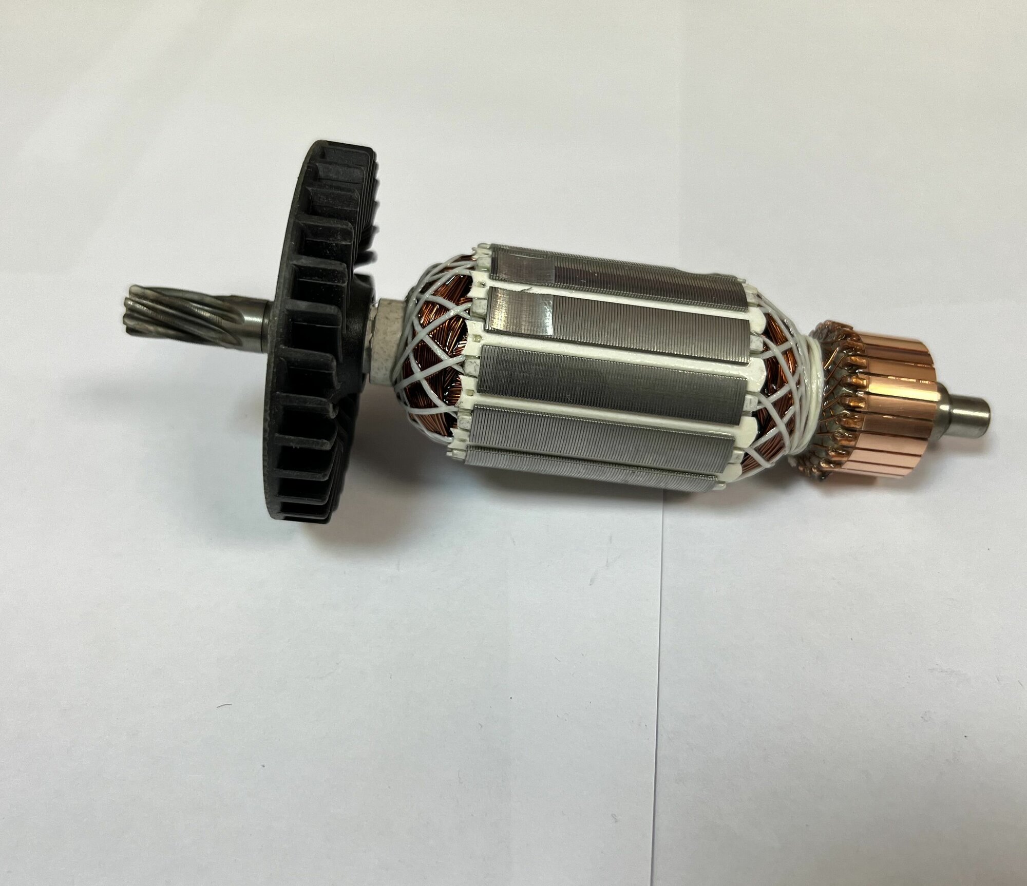 Ротор, якорь подходит для дисковой пилы Макита Makita HS7601 + комплект подшипников и щеток СВ 303 — фото 1