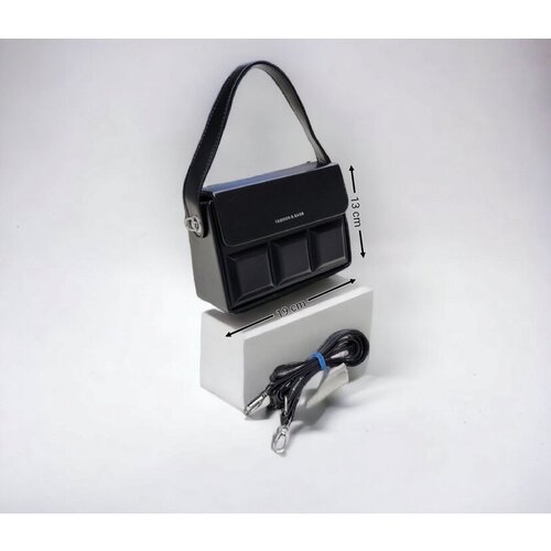 фото Сумка женская чёрная маленькая snobela