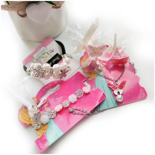 фото Набор на 8 марта для девочки : браслет, кулон на цепочке, резинка для волос sunlady