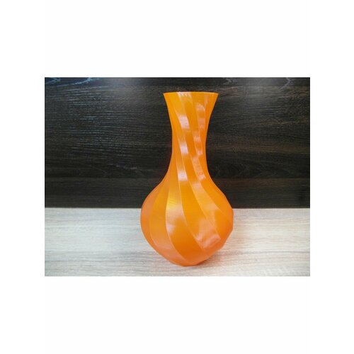 Ваза спиральные грани