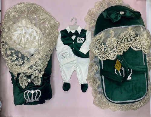 Изображение товара Люлька для новорожденного на выписку комплект нарядный для мальчика Изумруд