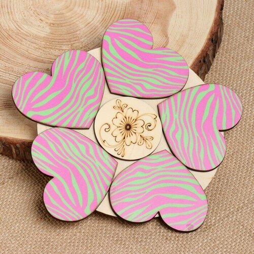 Подставка под горячее Большое сердце 20 см можжевельник 471₽