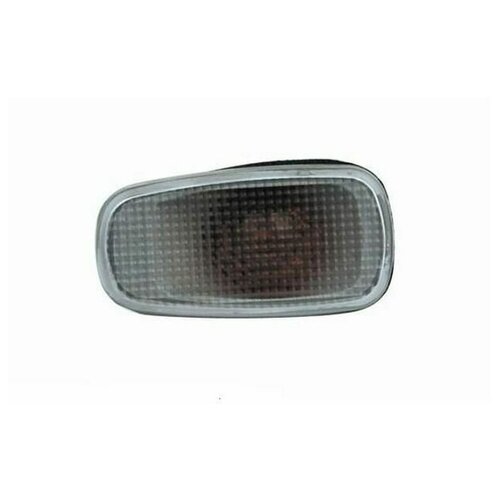Повторитель поворота в крыло CASP 121110A для Toyota Land Cruiser 200, RAV4 XA20, Land Cruiser Prado 120