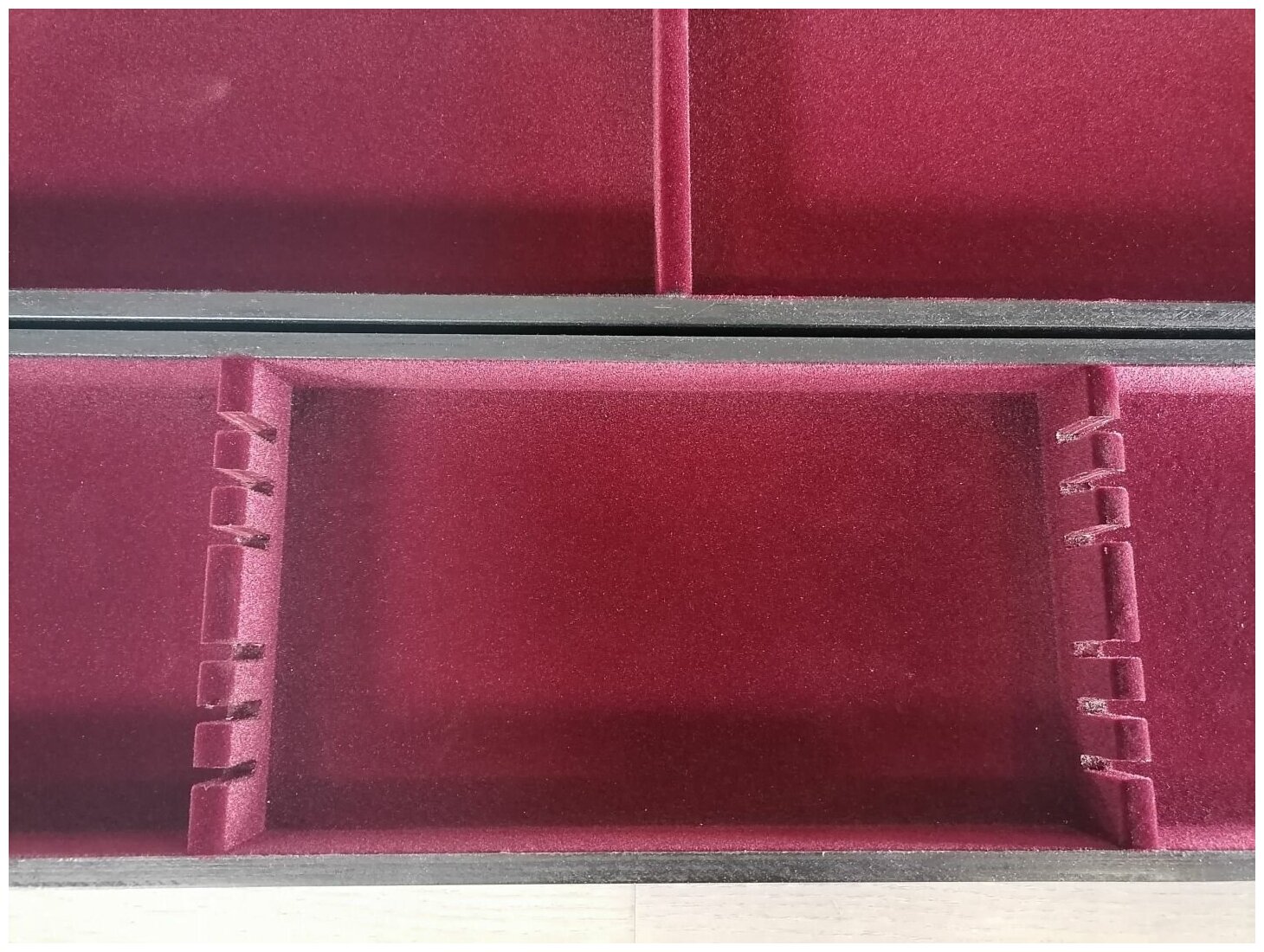 Деревянная коробка LUX черная для 6 шампуров - фотография № 4