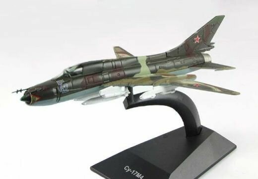Масштабная модель 1/143 самолет Су-17М4 — фото 1