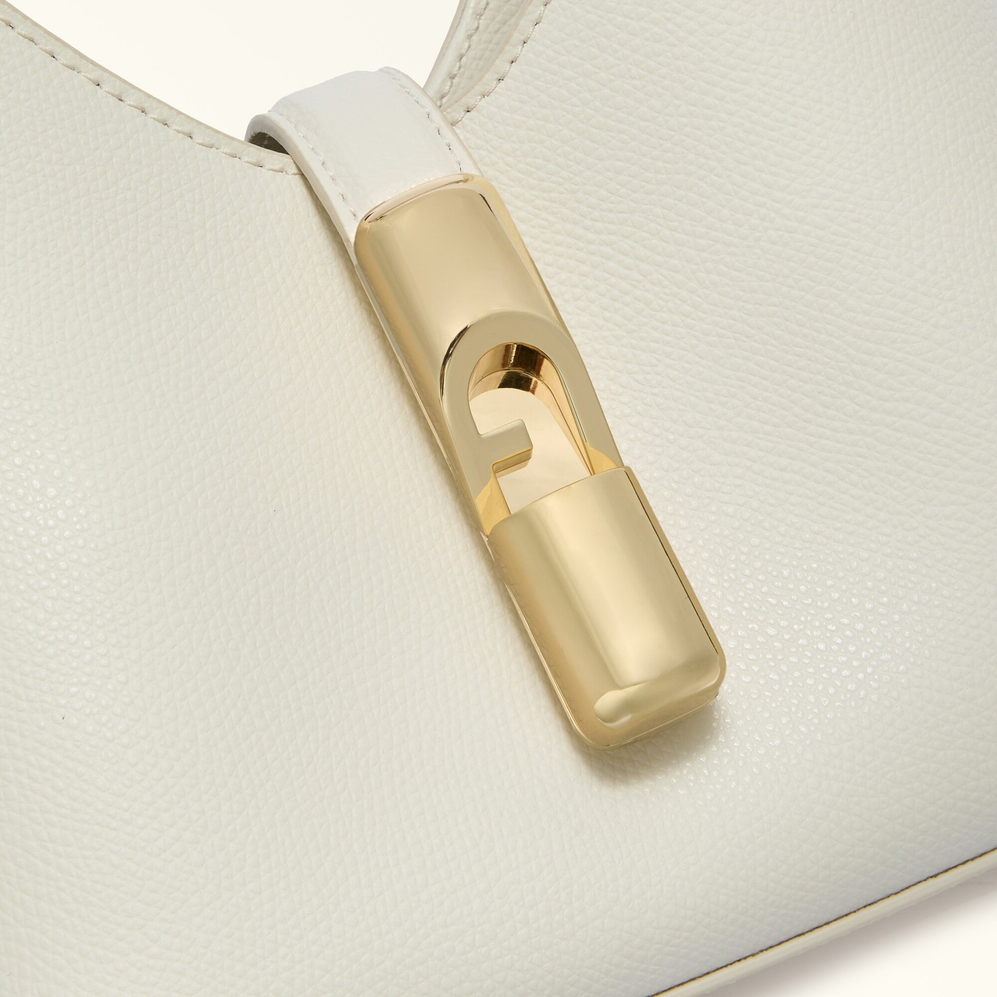 Сумка FURLA IRIDE MINI HOBO W/STRAP — фото 1