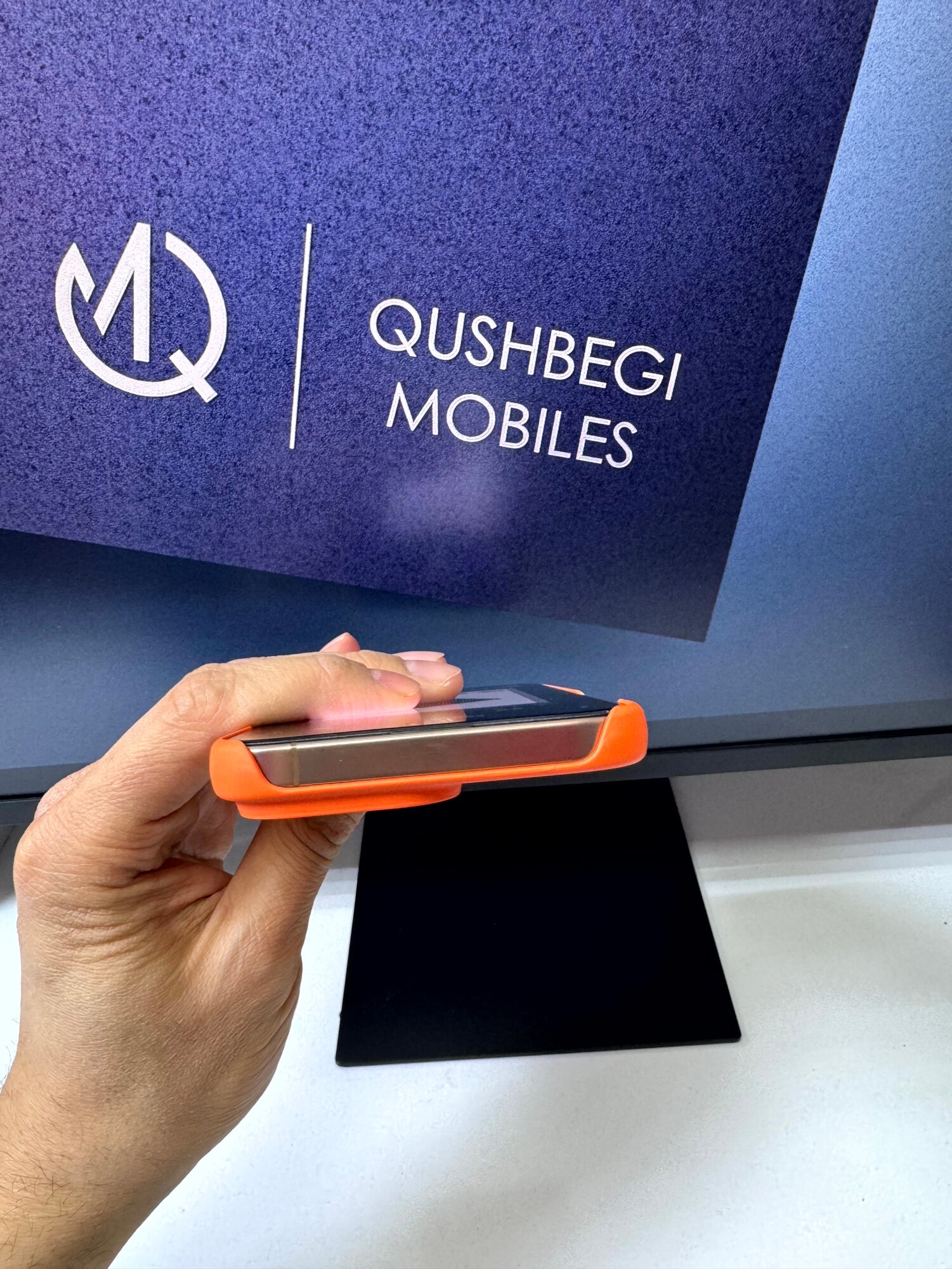 Чехол для iPhone 16 Pro Max, Качественный, стильный. Быстрая Доставка! — фото 1