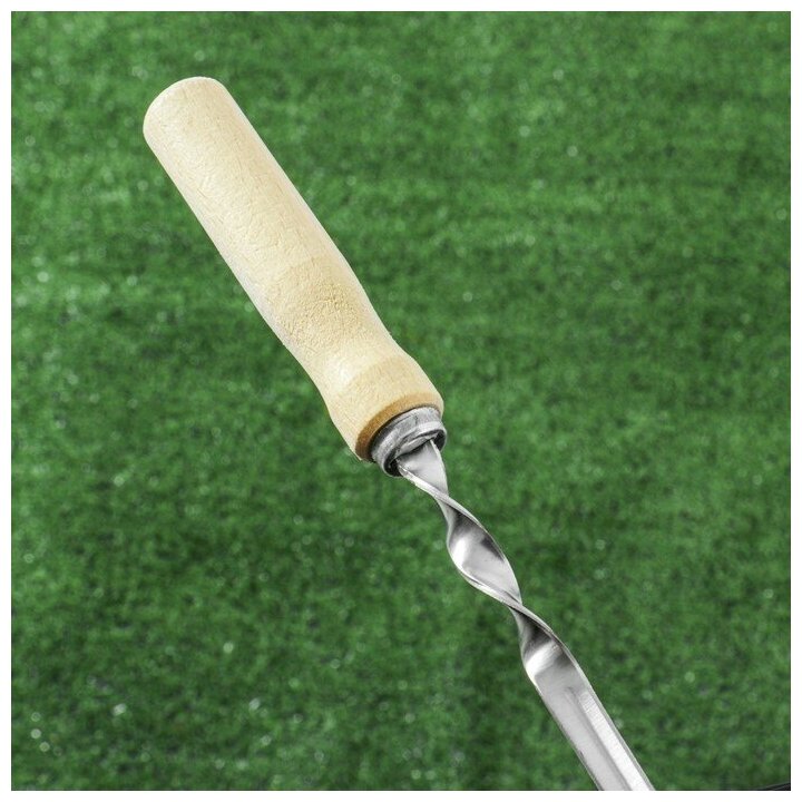 Шампур с деревянной ручкой "Уголок", 58 х 1 см, нержавеющая сталь - 2 мм - фотография № 2