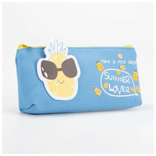 фото Косметичка на молнии, цвет голубой centrum