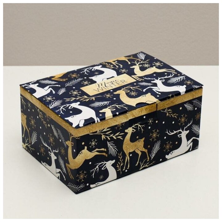 Складная коробка «Новогоднее волшебство», 22 × 15 × 10 см 5003793