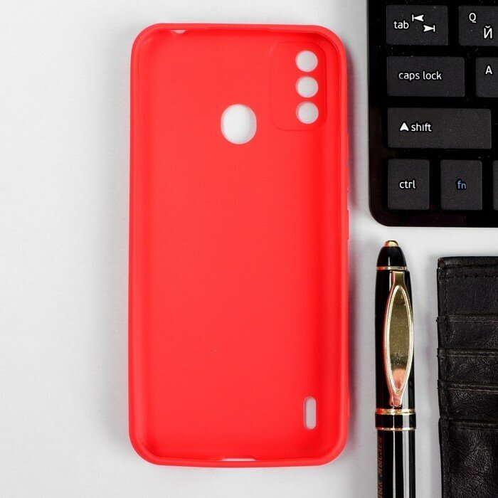 Чехол Red Line Ultimate, для телефона Itel A48, силиконовый, красный - фотография № 3