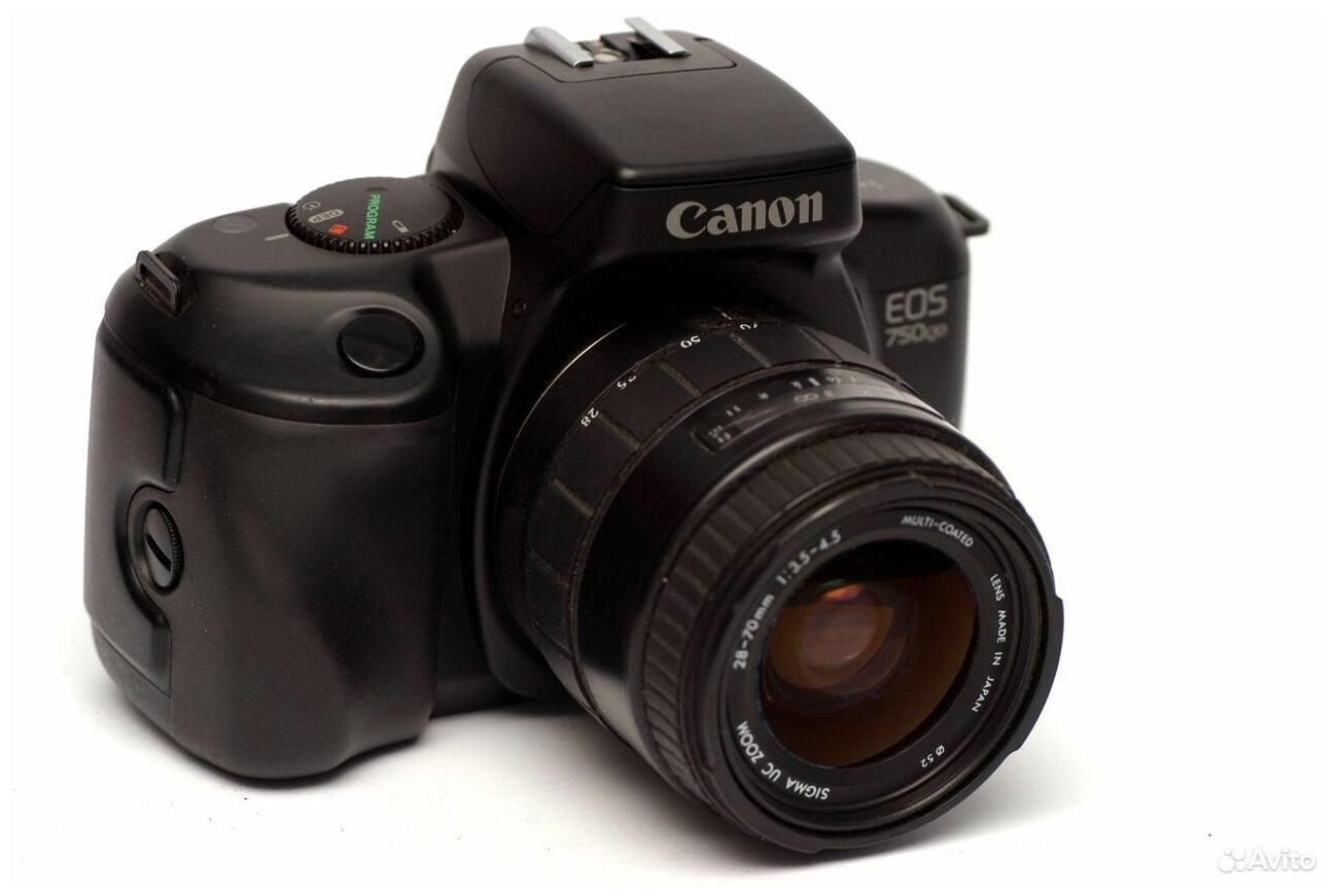 Canon EOS 750QD + Sigma UC Zoom 28-70mm f3.5-4.5