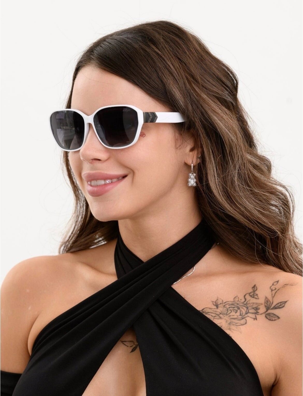 фото Солнцезащитные очки женские (стильная белая оправа, защищают от УФ на 100%, поляризованны)