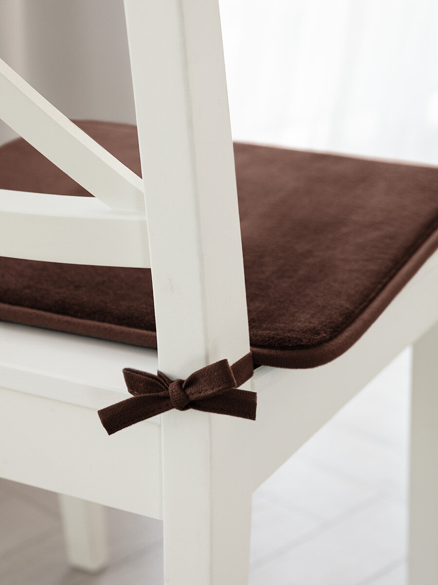 Подушка на стул мемори DeNASTIA 42х42см, цвет коричневый P111176 - фотография № 2