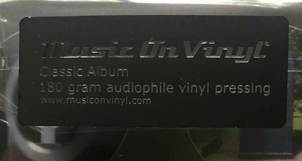 Электроника Music On Vinyl - фото №5