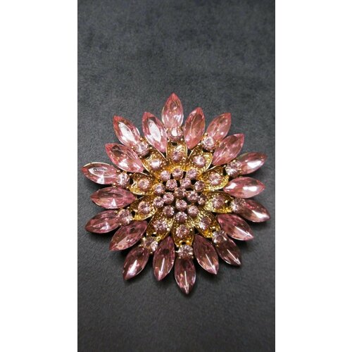Брошь, стразы, Swarovski Zirconia, 1 шт., розовый