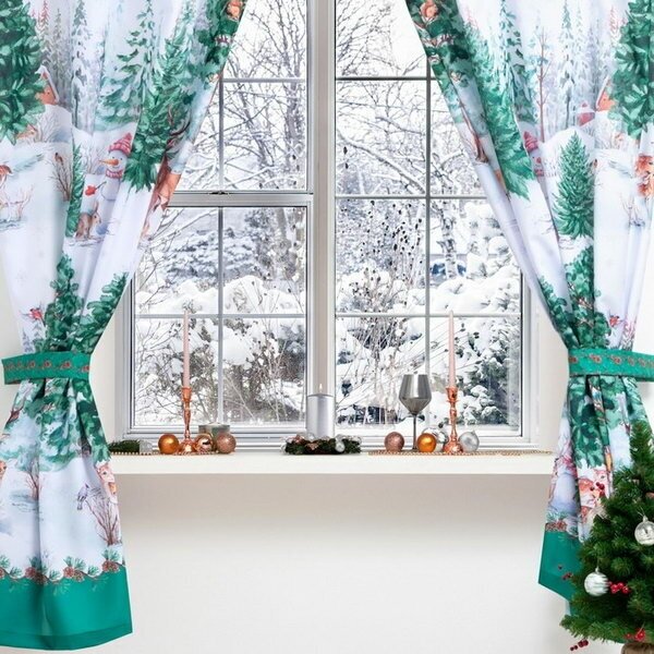 Комплект штор для кухни с подхватами "Новогодний лес" 145х180см-2 шт, габардин
