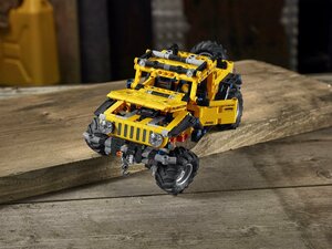 Jeep wrangler lego best sale set