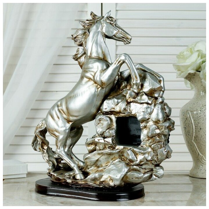 Часы настольные "Лошадь", цвет серебро, 40х31х15 см 3940727