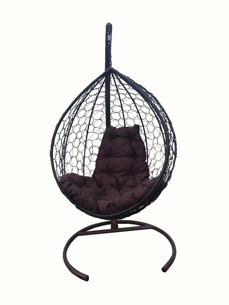 Подвесное кресло кокон с ротангом черное , подушка коричневая