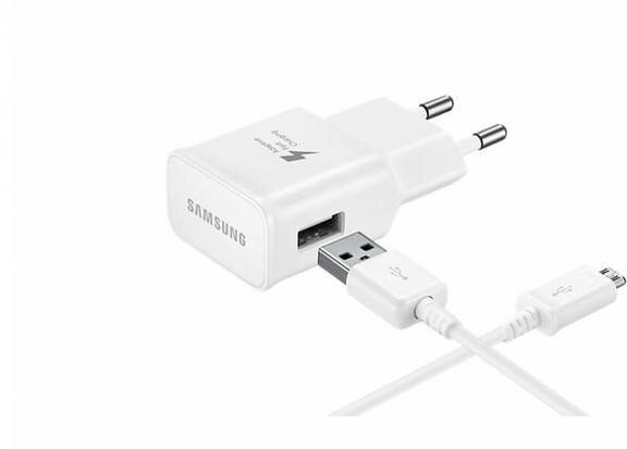 Сетевое зарядное устройство Samsung EP-TA20EWECGRU, 1хUSB, 2 А, кабель Type-C, белое Samsung 7065547 .