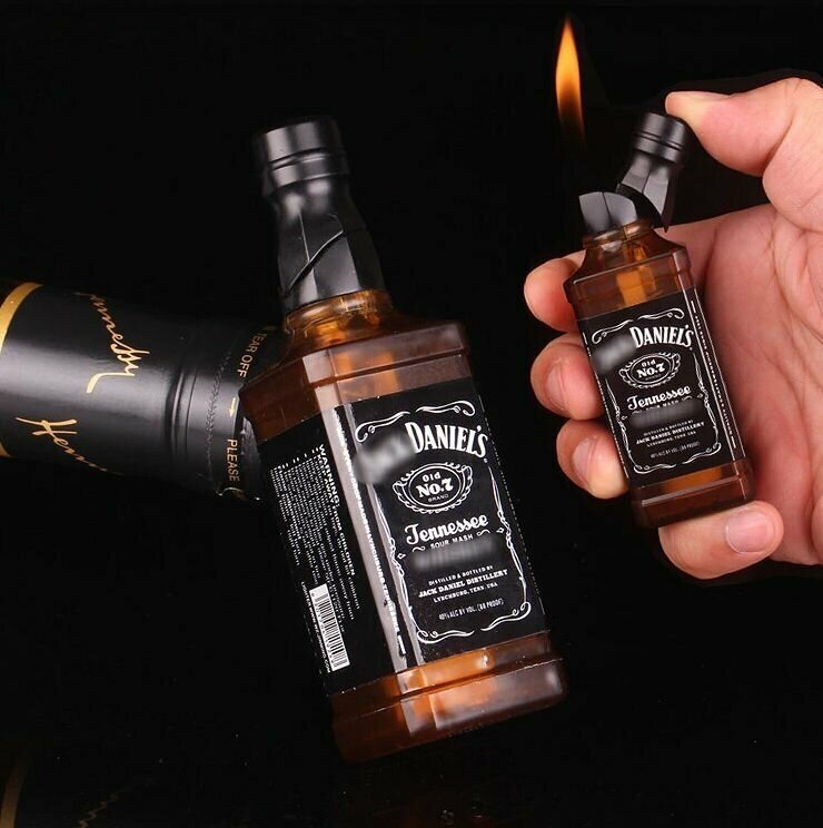 Газовая многоразовая зажигалка подарочная "Бутылка Jack Daniels" - фотография № 5