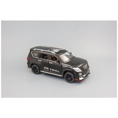 Металлическая машинка Nissan Patrol 1:24 21 см