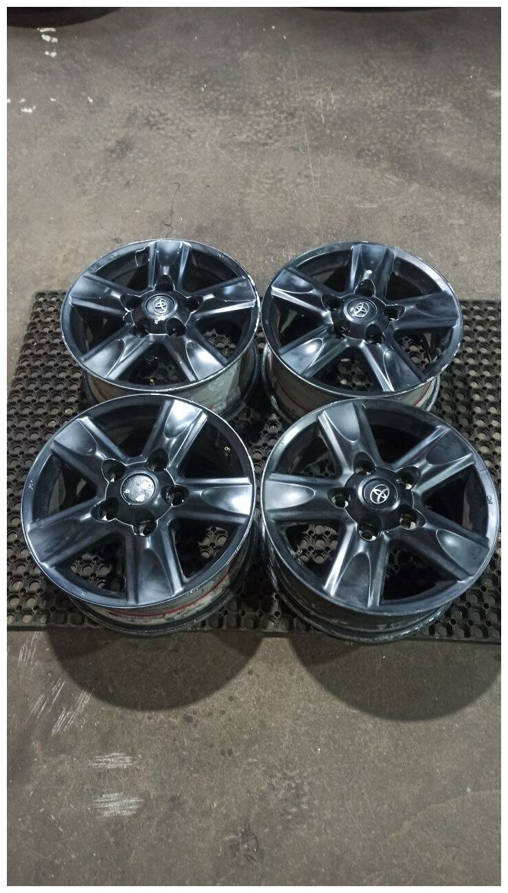 Колесные диски Toyota 8xR18/5x150 110.1 Черный (оригинал)