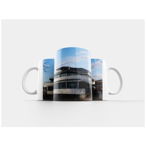 фото Кружка "гастрономия, ресторан, ресторан на берегу озера" 320 мл lotsprints