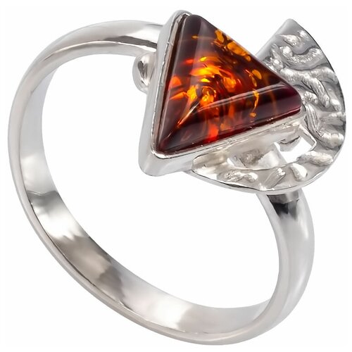 Дизайнерское серебряное кольцо с янтарем коньячного цвета 