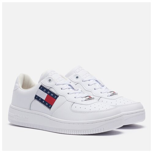 фото Женские кроссовки tommy jeans leather badge cupsole basketball trainers белый , размер 37 eu