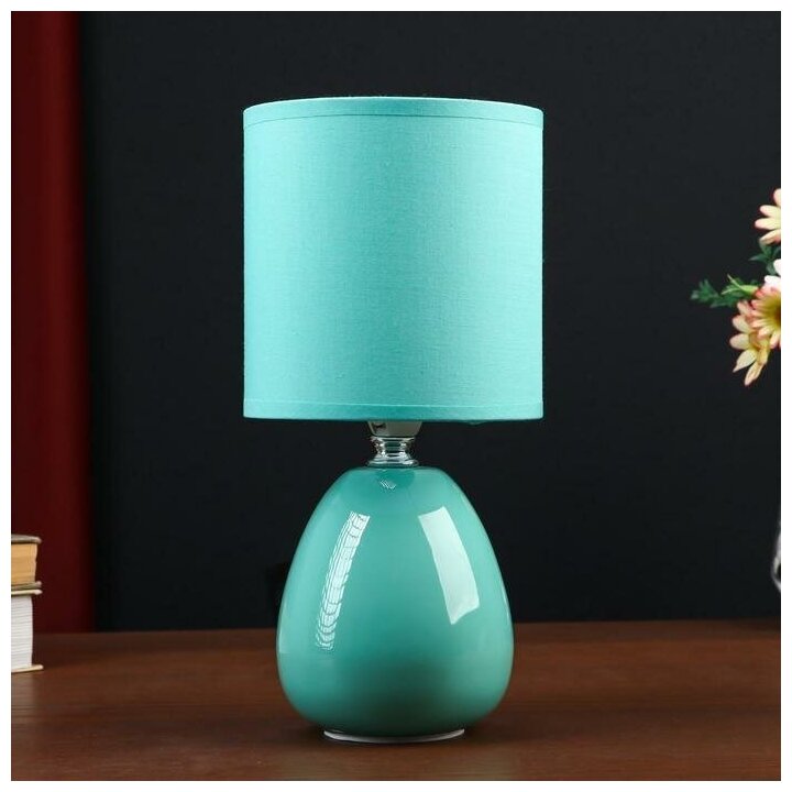 Лампа настольная Risalux E14, 40 Вт, зеленый, 12,5*12,5*27 см