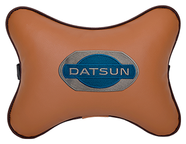 Автомобильная подушка на подголовник экокожа Fox с логотипом автомобиля DATSUN