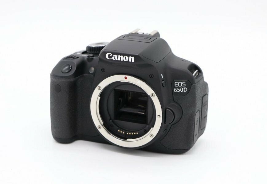 Фотоаппарат Canon EOS 650D Kit EF-S 18-55mm f/3.5-5.6 IS II, черный