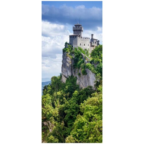 Самоклеящиеся фотообои Древняя крепость Сан-Марино размер 90x210 см 1928₽
