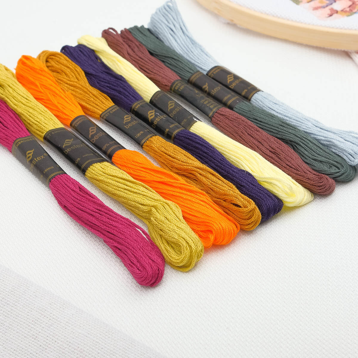 Набор мулине для вышивания и рукоделия 'Универсальный №1', 12 шт по 8м, 12 цветов, Bestex