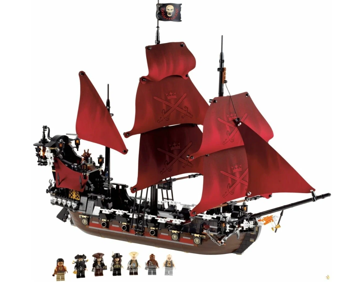 Конструктор корабль пираты Месть королевы Анны 1151 деталь