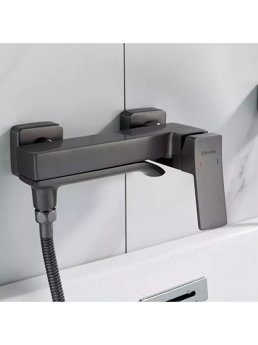 Cмеситель S4002T для ванны с душем графит — фото 1