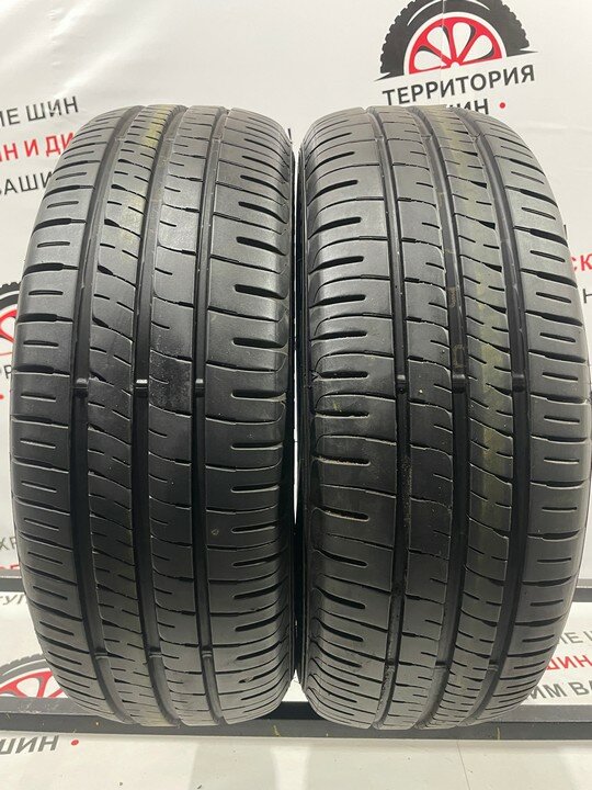 Комплект (2 шт) летних БУ шин Dunlop Enasave EC204 215/55 R17 10% износ
