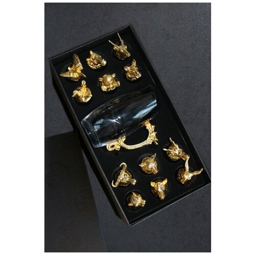 Подарочный набор для крепких напитков: Рюмки перевертыши 30мл 12 символов года и графин 500мл/подарочный набор для водки