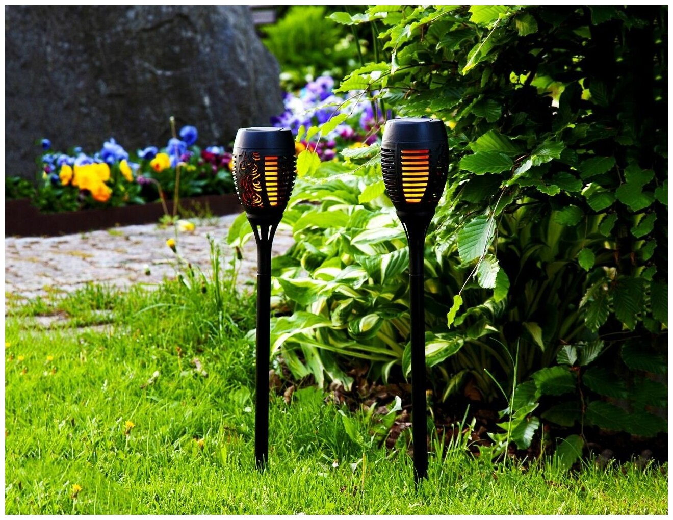 Садовые фонари на солнечной батарее, чёрные, с эффектом живого пламени, 50 см (2 шт.), STAR trading