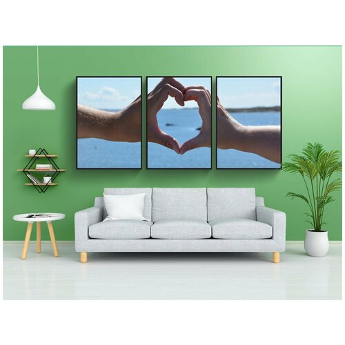 фото Набор модулных постеров для интерьера "любовь, сердце, случается" 60x90 см. в тубусе, без рамки lotsprints