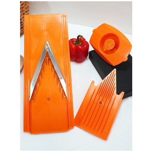 Терка-овощерезка 2 сменные насадки держатель плодов 925₽