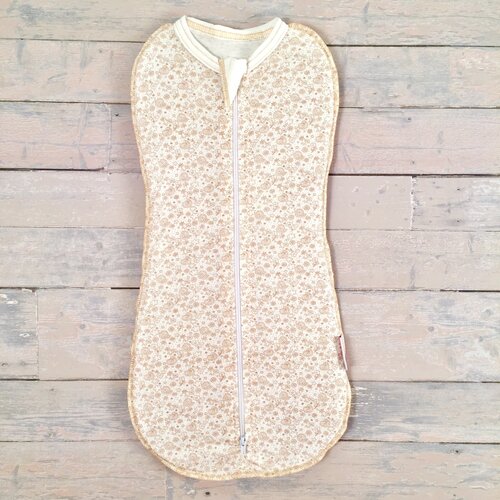 Конверт пеленка кокон на молнии Огурчики 1шт бежевый 68-74см 6-9месяцев 560₽