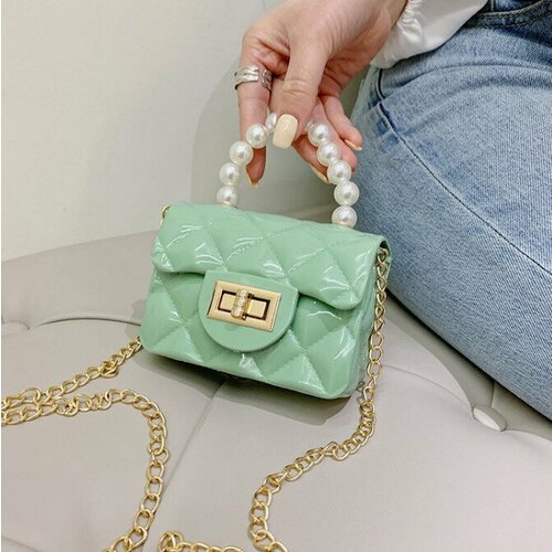 фото Сумка мессенджер , фактура лаковая, зеленый dav