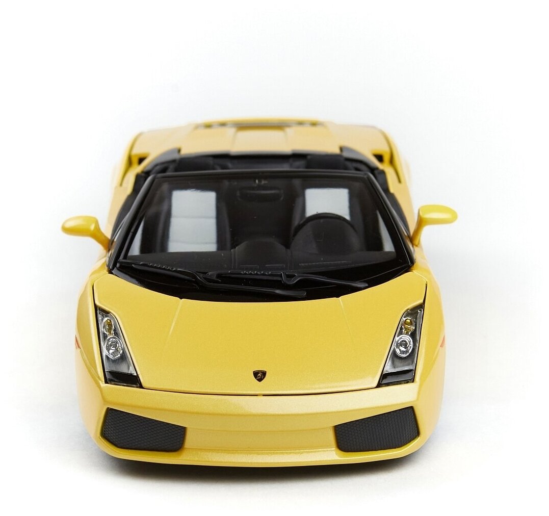 Bburago Коллекционная машинка 1:18 Lamborghini Gallardo Spyder, 18-12016, желтая - фото №7