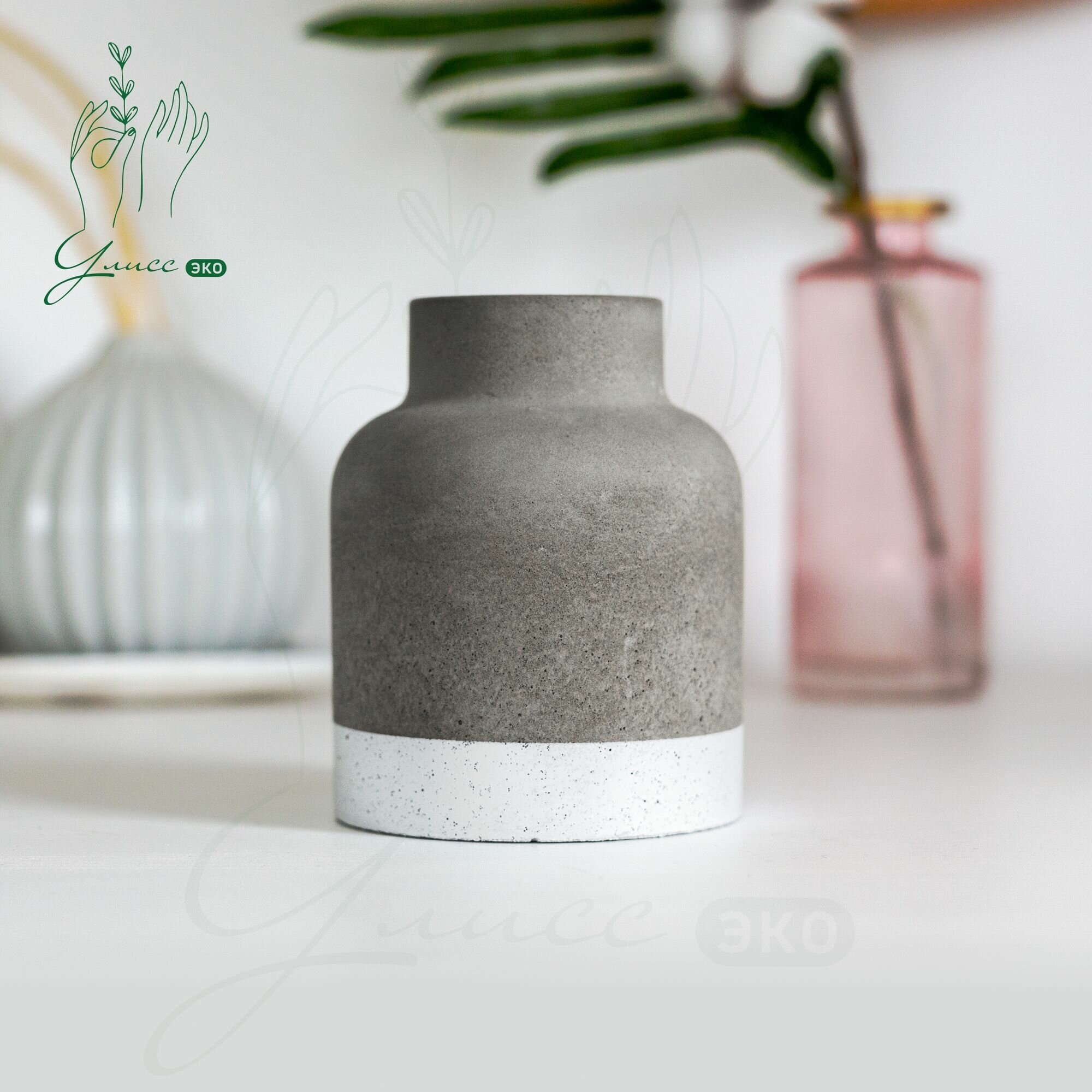 фото Бетонное кашпо