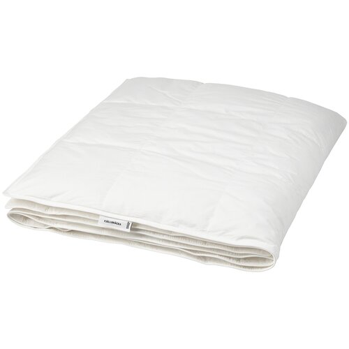 Одеяло ИКЕА ФЬЕЛЛЬБРЭККА теплое, 150 х 200 см, белый