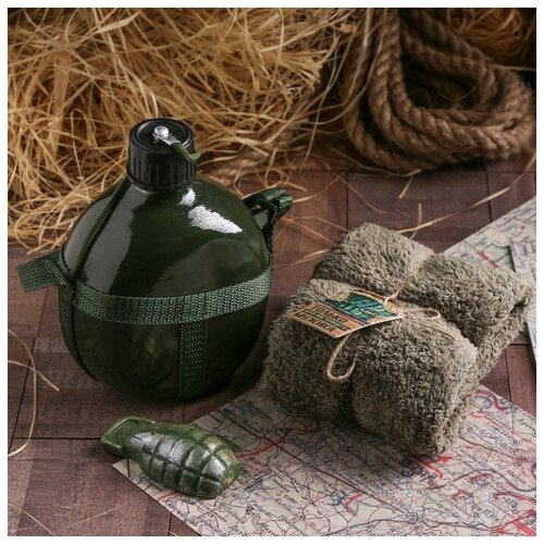 фото Набор "только для настоящего мужика", фляжка 1л, мыло 40 г, полотенце 3665418 . yandex market